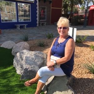 Meet your Posher, Jan